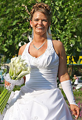 En sommerlørdag var der flere bryllupper i Kecskemet, Ungarn 2009.